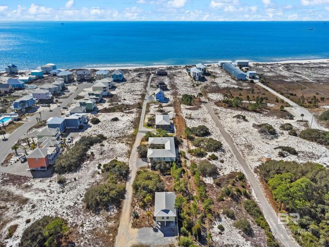475 Kinzalow Lane, Gulf Shores, AL 36542
