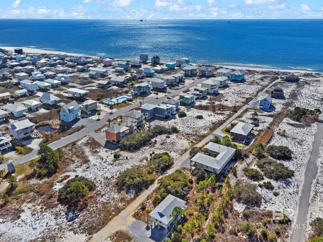 475 Kinzalow Lane, Gulf Shores, AL 36542