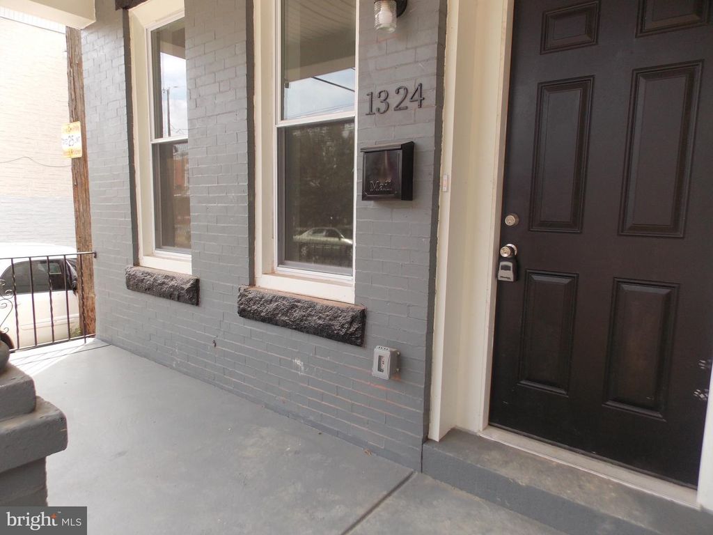1324 N 53RD ST, Philadelphia, PA 19131