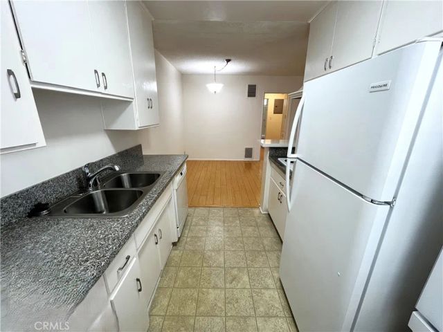 1933 Pelham Avenue 3, Los Angeles, CA 90025