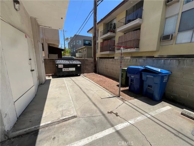 1933 Pelham Avenue 3, Los Angeles, CA 90025