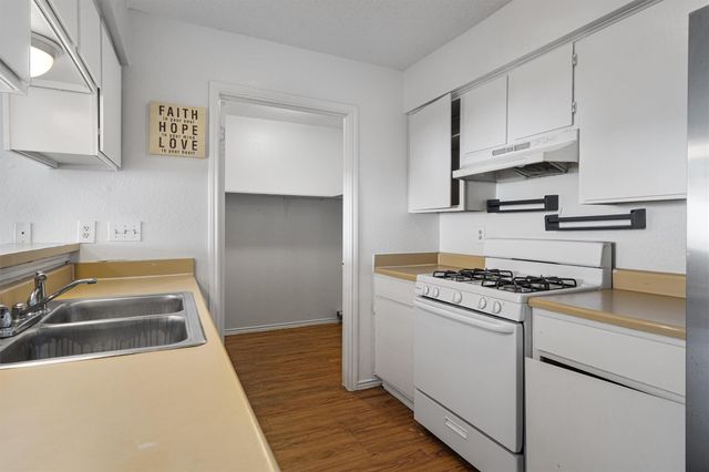5501 Spring Meadow RD B, Austin, TX 78744
