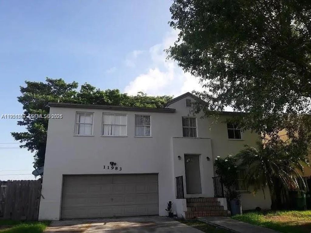 27347 SW 117th Pl, Homestead, FL 33032