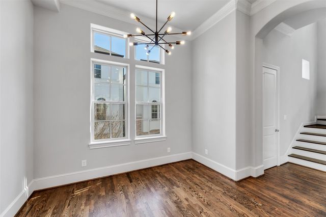 2711 Arabelle Grove, Houston, TX 77007