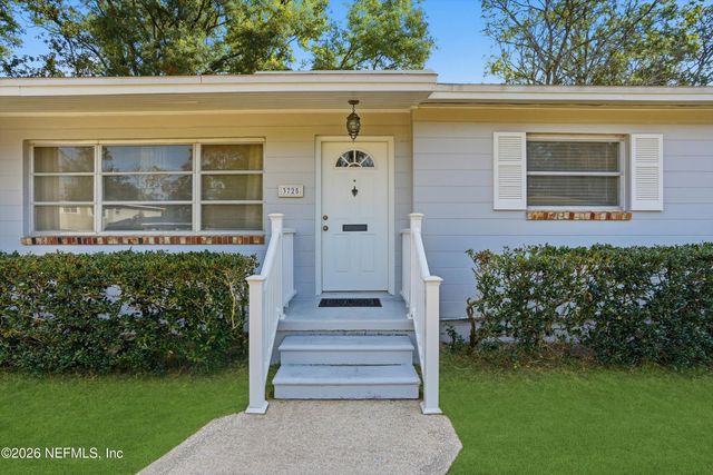 3725 CHEROKEE VILLA Lane, Jacksonville, FL 32277