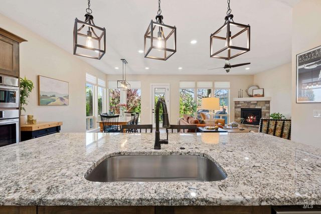 3940 W Monticello St, Eagle, ID 83616