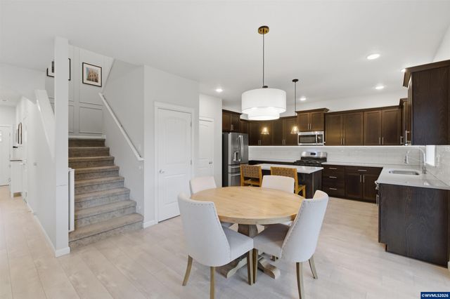 4465 Bounty Pl NE, Albany, OR 97322