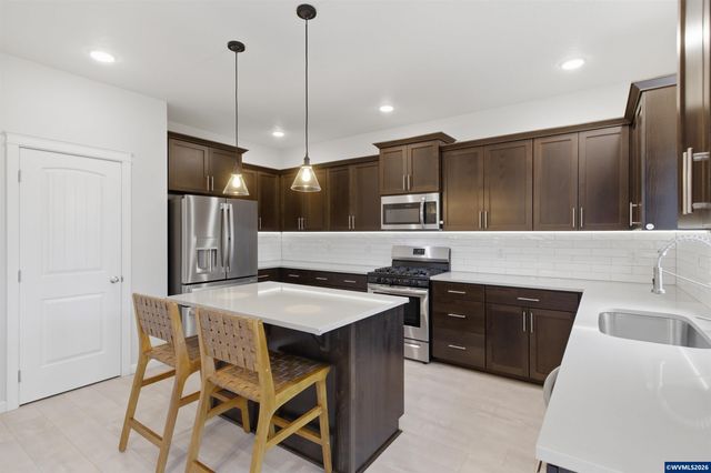 4465 Bounty Pl NE, Albany, OR 97322