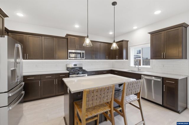 4465 Bounty Pl NE, Albany, OR 97322