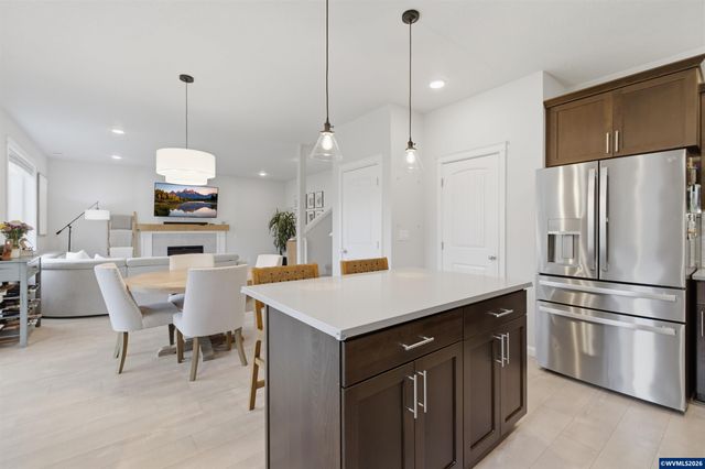 4465 Bounty Pl NE, Albany, OR 97322