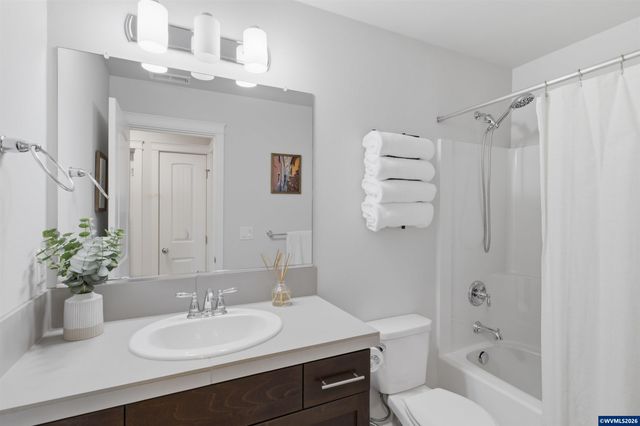 4465 Bounty Pl NE, Albany, OR 97322