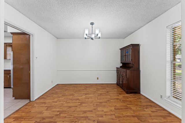 6119 Yarwell Drive, Houston, TX 77096