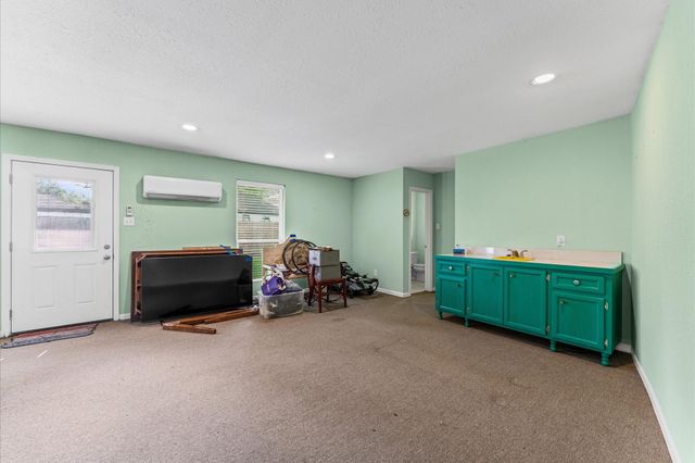 6119 Yarwell Drive, Houston, TX 77096
