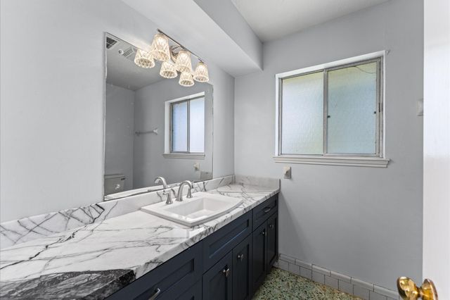 6119 Yarwell Drive, Houston, TX 77096