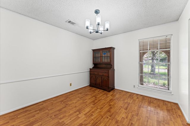 6119 Yarwell Drive, Houston, TX 77096