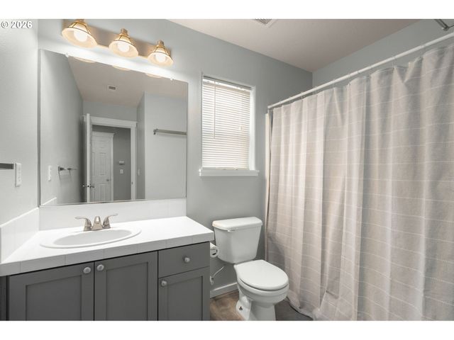 16740 Nw ARIZONA Dr, Beaverton, OR 97006