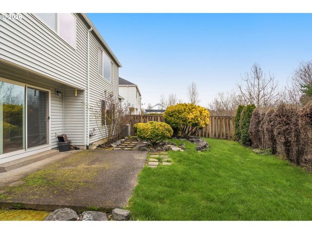 16740 Nw ARIZONA Dr, Beaverton, OR 97006