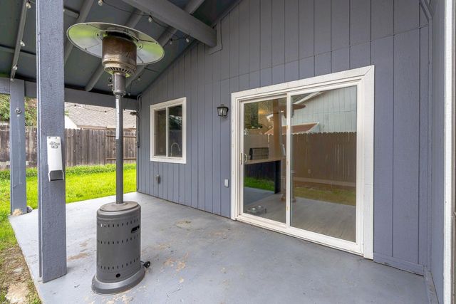 7913 Lichen Dr, Citrus Heights, CA 95621