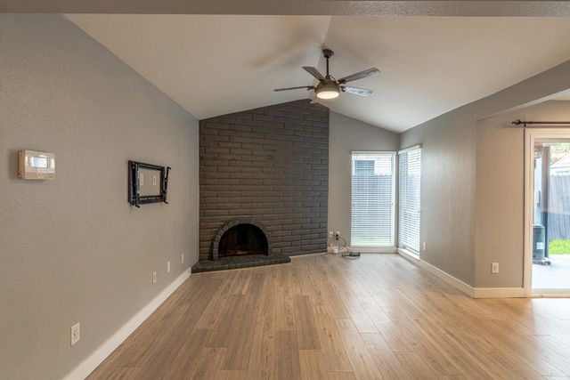 7913 Lichen Dr, Citrus Heights, CA 95621