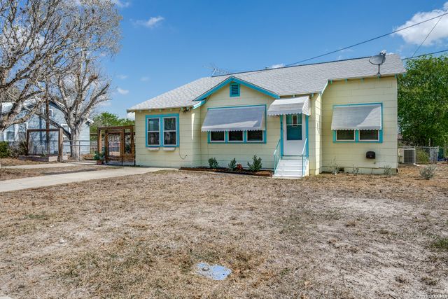 615 main, Karnes City, TX 78118