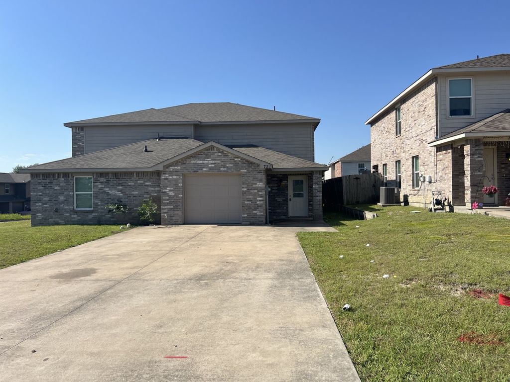 721 E College Street, Princeton, TX 75407