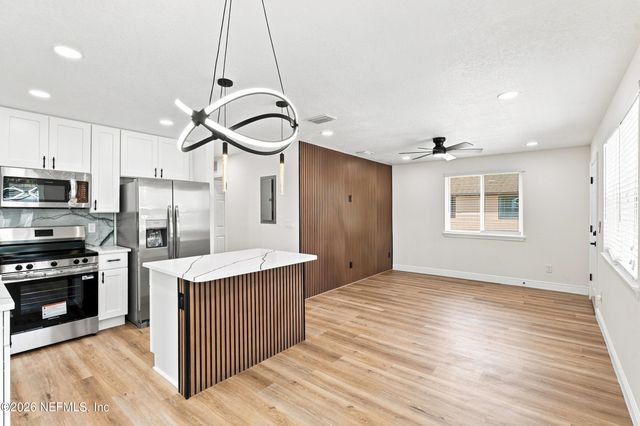 2033 W 13TH Street, Jacksonville, FL 32209