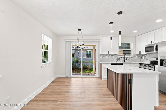 2033 W 13TH Street, Jacksonville, FL 32209