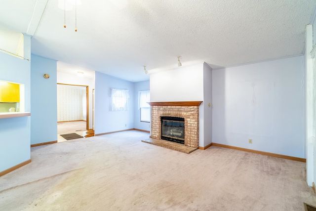 3775 W US Highway 20, Angola, IN 46703