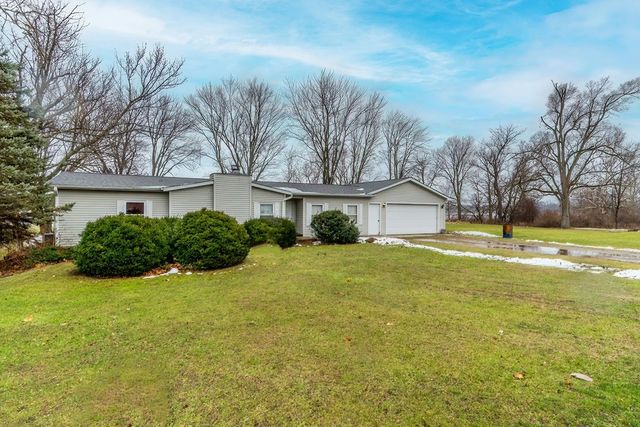 3775 W US Highway 20, Angola, IN 46703