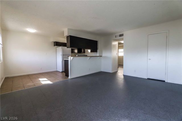 1404 East Mesquite Avenue 8, Las Vegas, NV 89101