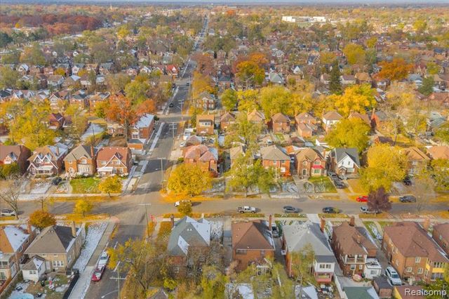 17300 Woodingham Drive, Detroit, MI 48221