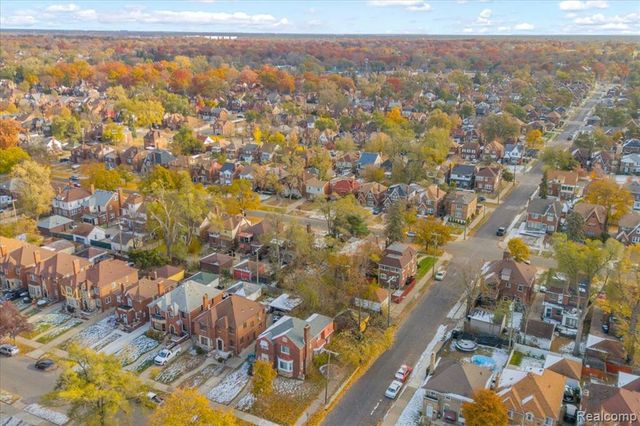 17300 Woodingham Drive, Detroit, MI 48221