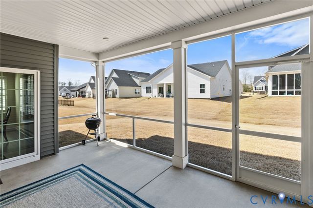 7644 Autumn Leaves Ln, New Kent, VA 23124