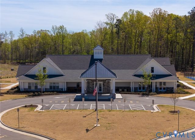 7644 Autumn Leaves Ln, New Kent, VA 23124