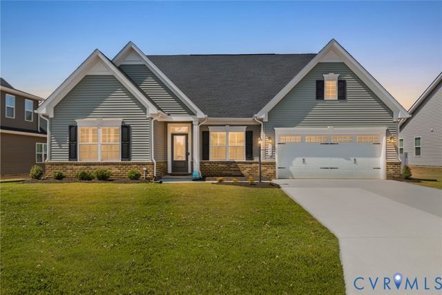 7644 Autumn Leaves Ln, New Kent, VA 23124