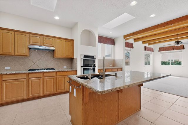 1000 Purple Aster Drive, Bernalillo, NM 87004