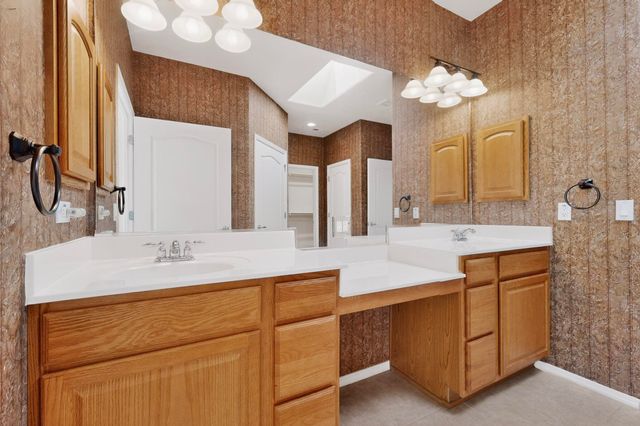 1000 Purple Aster Drive, Bernalillo, NM 87004