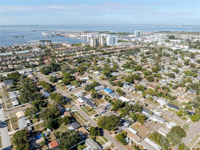 4711 OHIO AVENUE, Tampa, FL 33616