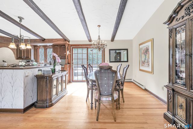 23 Leighton Court, North Haven, CT 06473