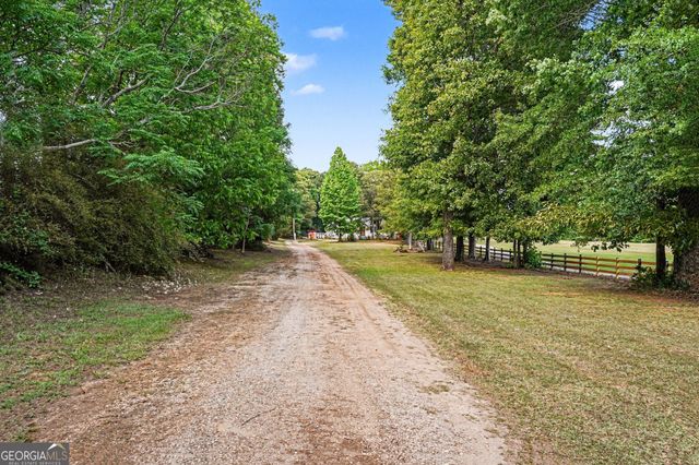 1075 County Road 229, Social Circle, GA 30025