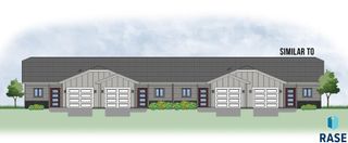 5934 S Whisper Creek Pl, Sioux Falls, SD 57108