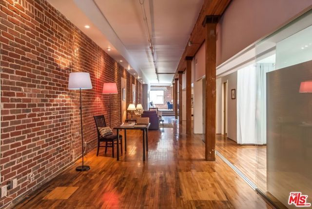 500 Molino Street 214, Los Angeles, CA 90013