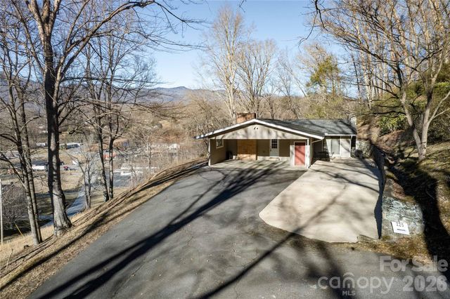 223 Cherry Street, Sylva, NC 28779