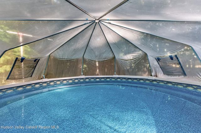 44 Max'S Place, West Hurley, NY 12491