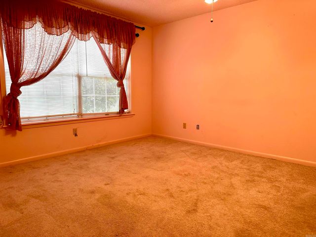 1808 Royal Oaks Dr Drive, Malvern, AR 72104
