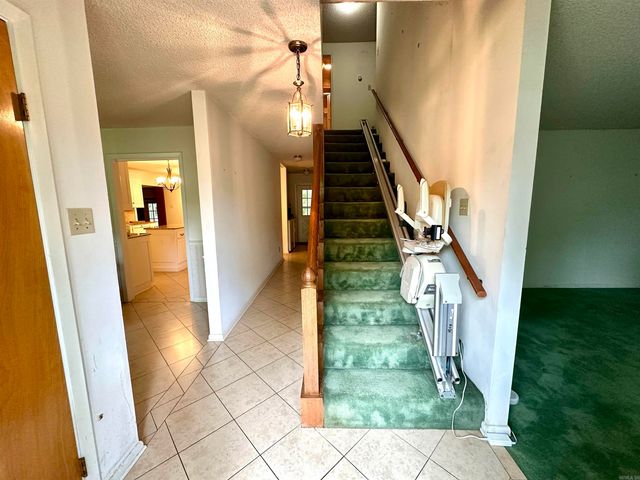 1808 Royal Oaks Dr Drive, Malvern, AR 72104