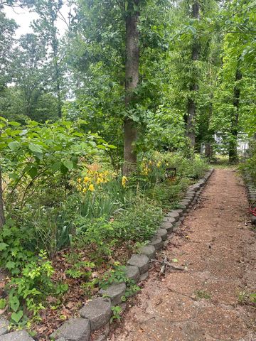 1808 Royal Oaks Dr Drive, Malvern, AR 72104