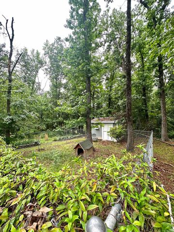1808 Royal Oaks Dr Drive, Malvern, AR 72104