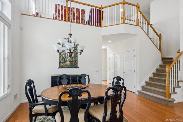 176 Melody Court, Eastport, NY 11941