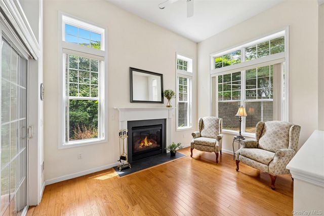 176 Melody Court, Eastport, NY 11941